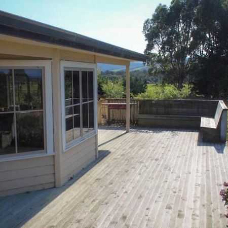 Tram Track Retreat Apartment Papatowai Exterior photo